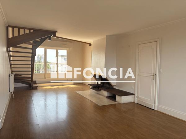 Location Appartement 4 pièces 120.25 m² - RESIDENCE LES TILLEULS Orleans 45000