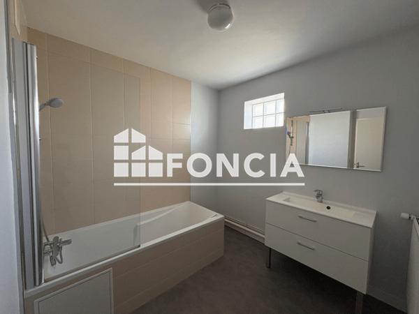 Location Appartement 4 pièces 120.25 m² - RESIDENCE LES TILLEULS Orleans 45000