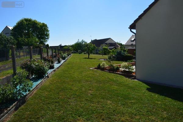 Maison à vendre à Sablé-sur-Sarthe dans la Sarthe (72300), ref : 53039-391