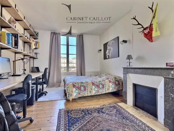 BEL APPARTEMENT duplex - SAINTES hyper-centre (réf.30641)