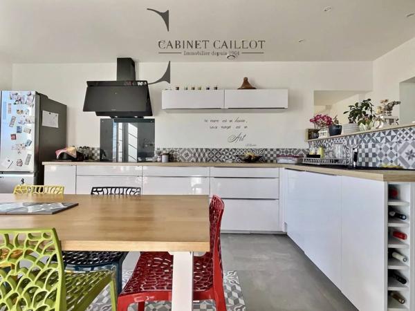 BEL APPARTEMENT duplex - SAINTES hyper-centre (réf.30641)