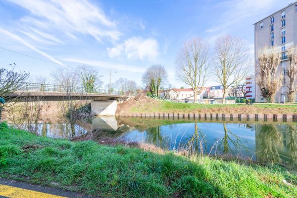 Appartement à vendre 3 pièces avec balcon et parking en sous-sol CHELLES (77)