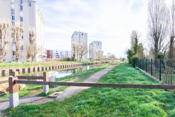 Appartement à vendre 3 pièces avec balcon et parking en sous-sol CHELLES (77)