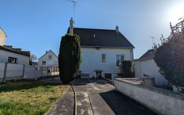 Maison à vendre    4 pièces •  Ingré