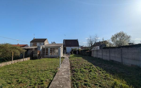 Maison à vendre    4 pièces •  Ingré