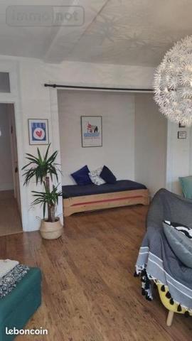 Appartement à louer à Dole dans le Jura (39100), ref : L-27