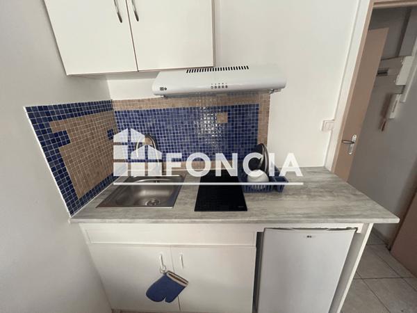 Location Studio meublé 14.26 m² - 37 RUE JEAN JACQUES ROUSSEAU Manosque 04100