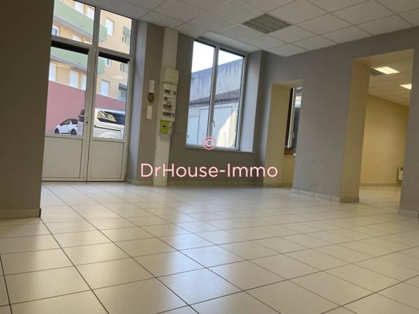 Bien immobilier à louer 2 pièces de 74 m²