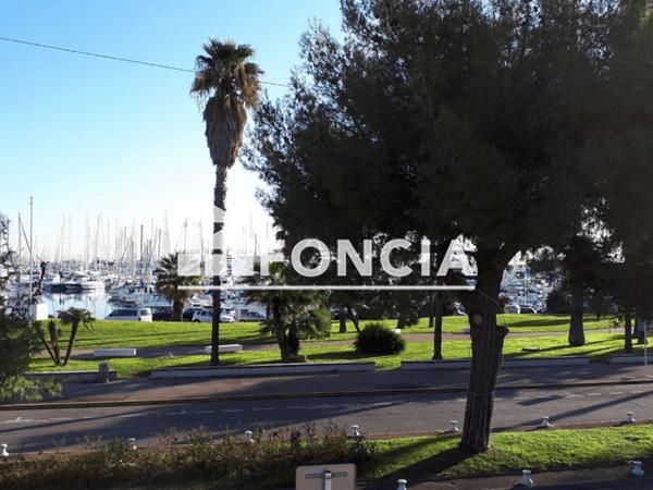 Location Appartement 2 pièces 36 m² - 21 AVENUE DU 11 NOVEMBRE Antibes 06600