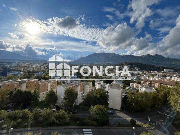 Location Appartement 4 pièces 79.47 m² - 1 ET 3, RUE DES CHARMETTES Gap 05000