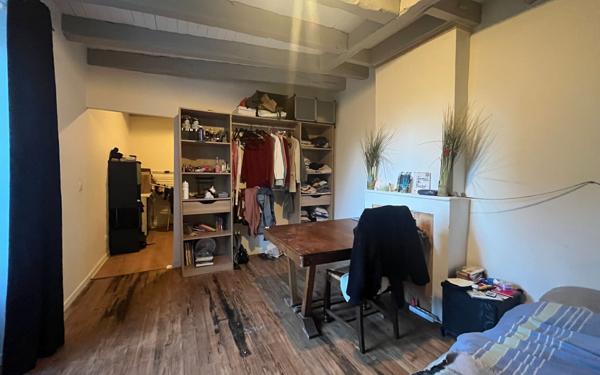 Maison à vendre    4 pièces •  Saint-Maixent-l'École