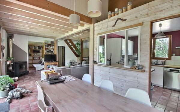 Maison à vendre    5 pièces •  Hagetmau