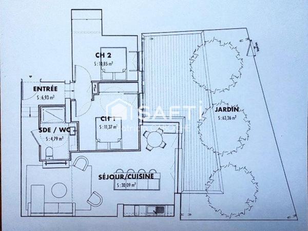 St Genès Talence, T3 en rez-de chaussée entièrement rénové avec terrasse végétalisée de 63 m2