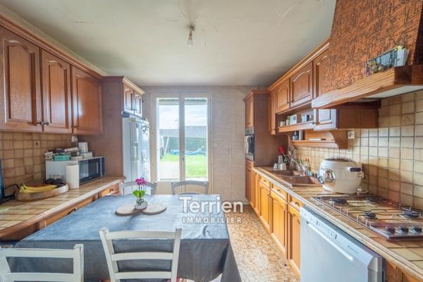 Maison proche du centre bourg avec son joli terrain La Pommeraye (49620)
