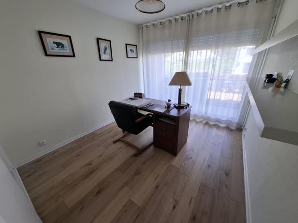 Appartement 3 pièce(s) 2 chambre(s) 69.7 m²