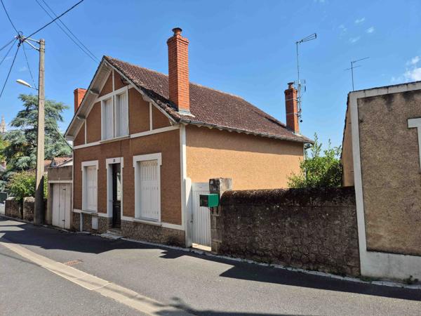 Belle maison des années 30 rénovée en hyper-centre – Lumineuse, charme de l’ancien, jardin et garage