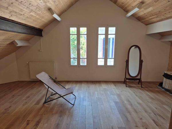 Belle maison des années 30 rénovée en hyper-centre – Lumineuse, charme de l’ancien, jardin et garage