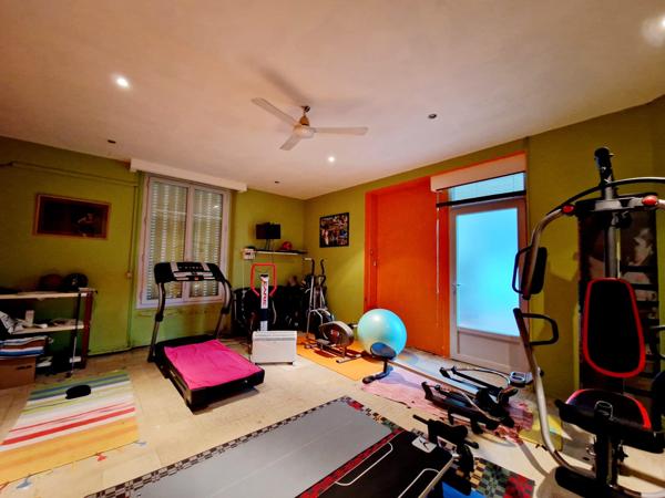 Maison 12 pièces - 320 m²