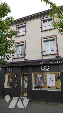 IMMEUBLE DE RAPPORT EN CENTRE VILLE
A VENDRE, à RETHEL, entre REIMS et CHARLEVILLE-MEZIERES.
...