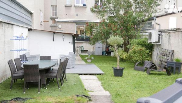 IMMEUBLE DE RAPPORT EN CENTRE VILLE
A VENDRE, à RETHEL, entre REIMS et CHARLEVILLE-MEZIERES.
...