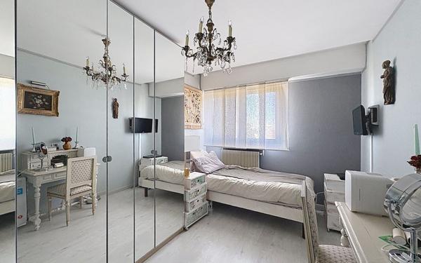 Appartement à vendre    4 pièces • 102 m2 Pau