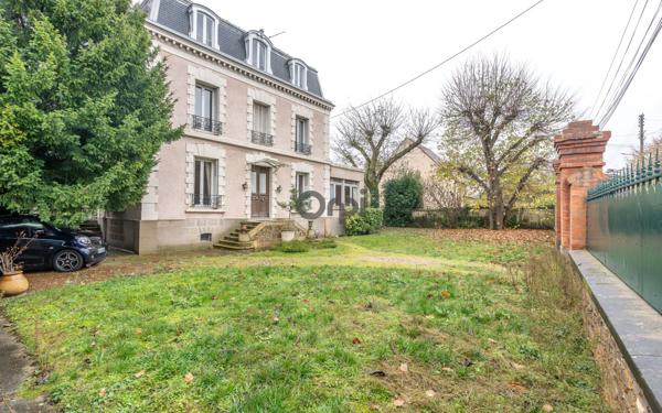 Maison à vendre    8 pièces • 235 m2 Ablon-sur-Seine