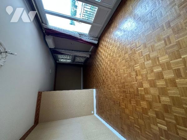 Appartement à VICHY, entre gare et Hôpital