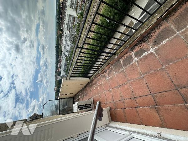 Appartement à VICHY, entre gare et Hôpital