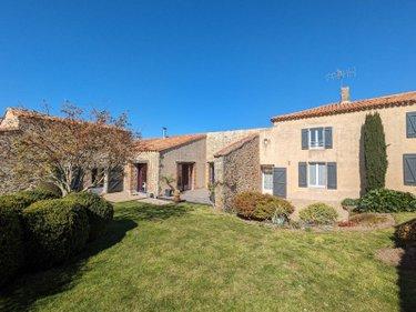 Propriete à vendre à Les Herbiers en Vendée (85500), ref : 85013-1090068