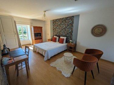 Propriete à vendre à Les Herbiers en Vendée (85500), ref : 85013-1090068