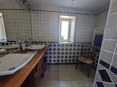 Propriete à vendre à Les Herbiers en Vendée (85500), ref : 85013-1090068