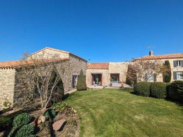 Propriete à vendre à Les Herbiers en Vendée (85500), ref : 85013-1090068