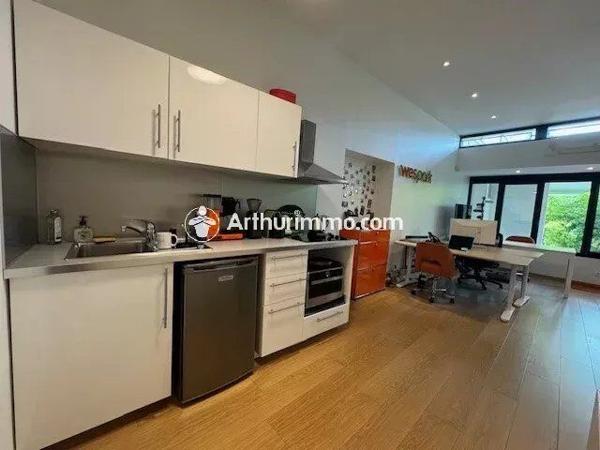 Location Local commercial 2 pièces 43 m2 à Étiolles