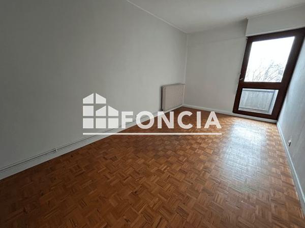 Location Appartement 5 pièces 101.5 m² - SQUARE MICHELET Albi 81000