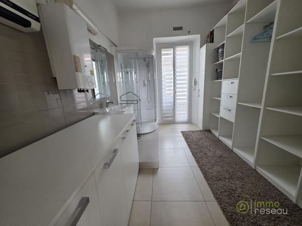Appartement à AJACCIO (20000)