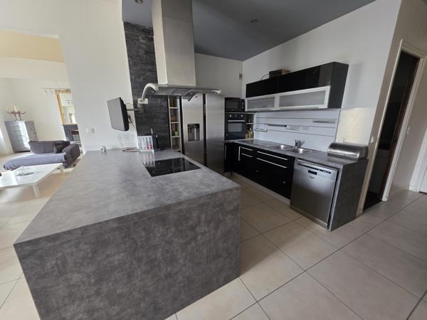 Appartement à AJACCIO (20000)