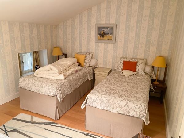 Propriété de charme à deux pas des quais de Bourg-Charente