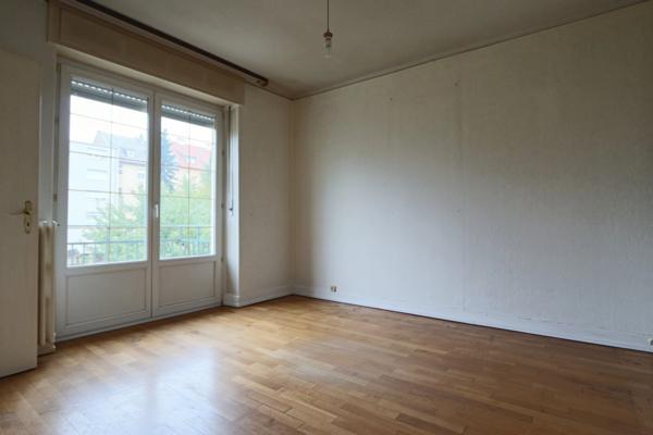 Maison familiale 7 pièces · 5 chambres · jardin et garages – THIONVILLE