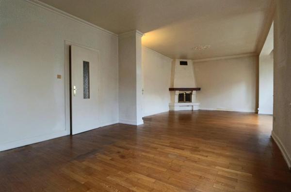 Maison familiale 7 pièces · 5 chambres · jardin et garages – THIONVILLE