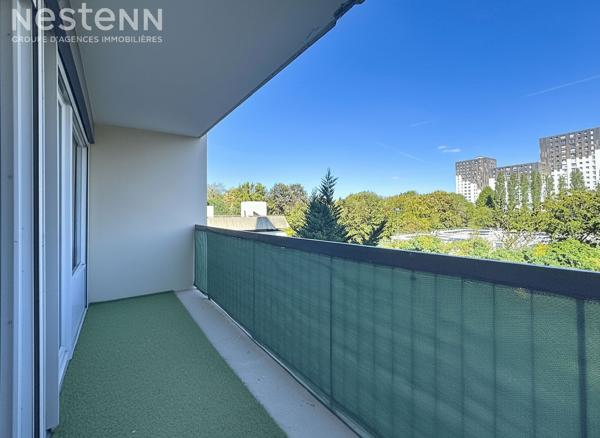 Appartement 3 pièces de 62 m² avec terrasses et box  Antony, quartier Pajeaud