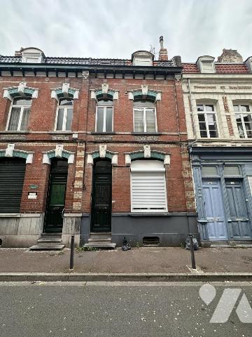A VENDRE A DOUAI : IMMEUBLE DE RAPPORT EN CENTRE VILLE PROCHE FAC 