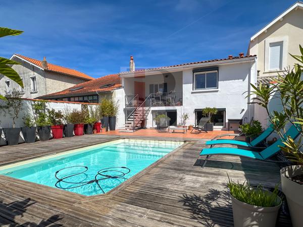 Plein centre ville, Maison 5ch avec piscine