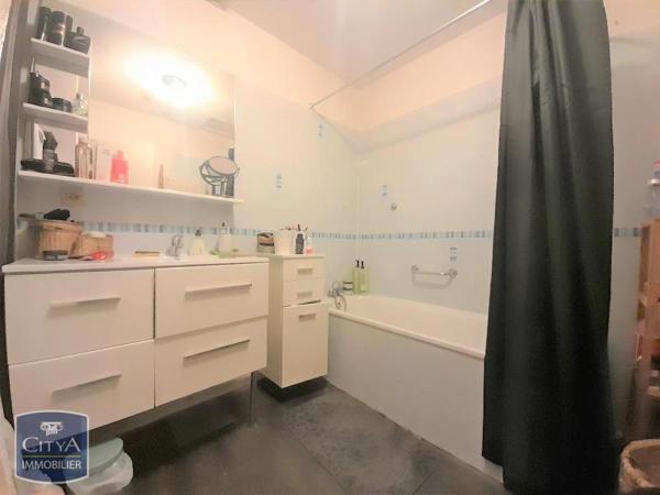 Appartement à louer 2 pièces 54.54m²