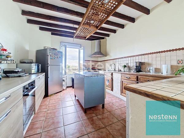 Maison avec 3 chambre et vue sur Yonne au coeur de Montereau Fault Yonne