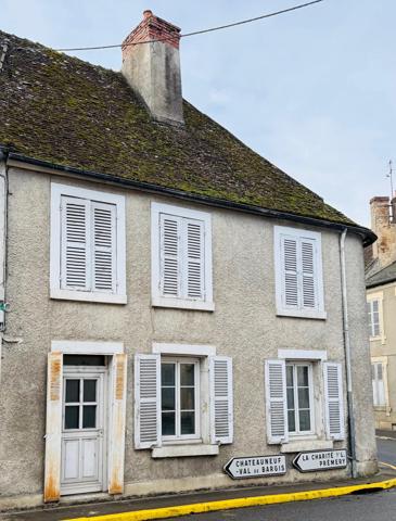 Maison de ville ou immeuble de rapport bon rendement sup à 10%