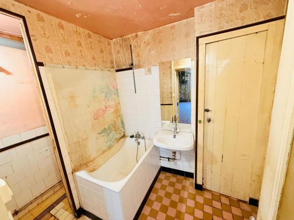 Maison de ville ou immeuble de rapport bon rendement sup à 10%