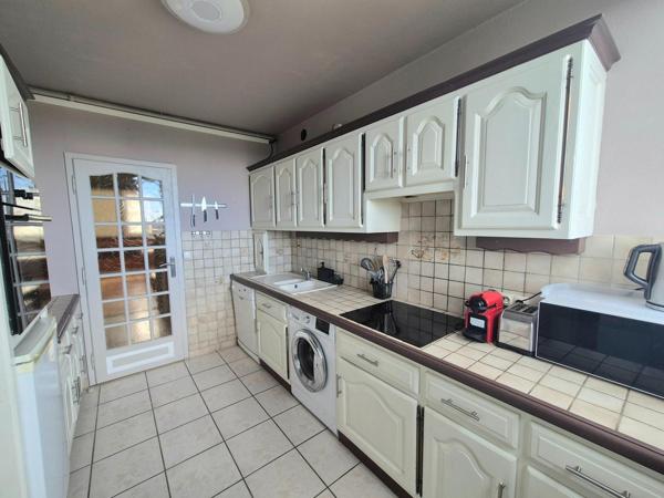 Appartement à SAINT-ETIENNE, 42100 - 4 pièces 75m²