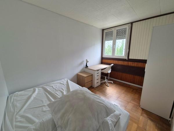 Appartement à SAINT-ETIENNE, 42100 - 4 pièces 75m²