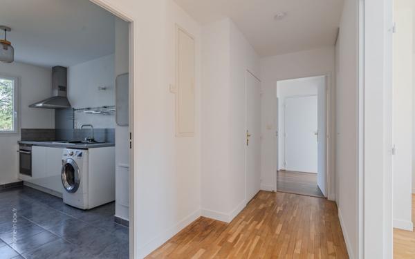 Appartement à vendre    4 pièces • 75,16 m2 Montévrain