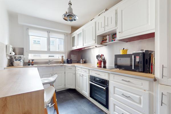 Apppartement de 3 pièces de 73m² avec balcon | rue Jules Ferry | Chatou